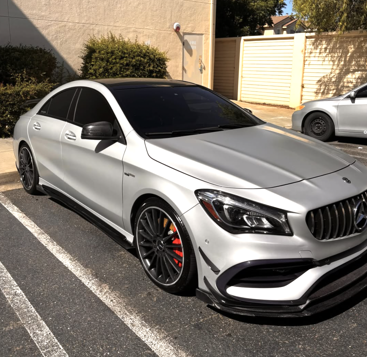 Vehicle detailing gallery image